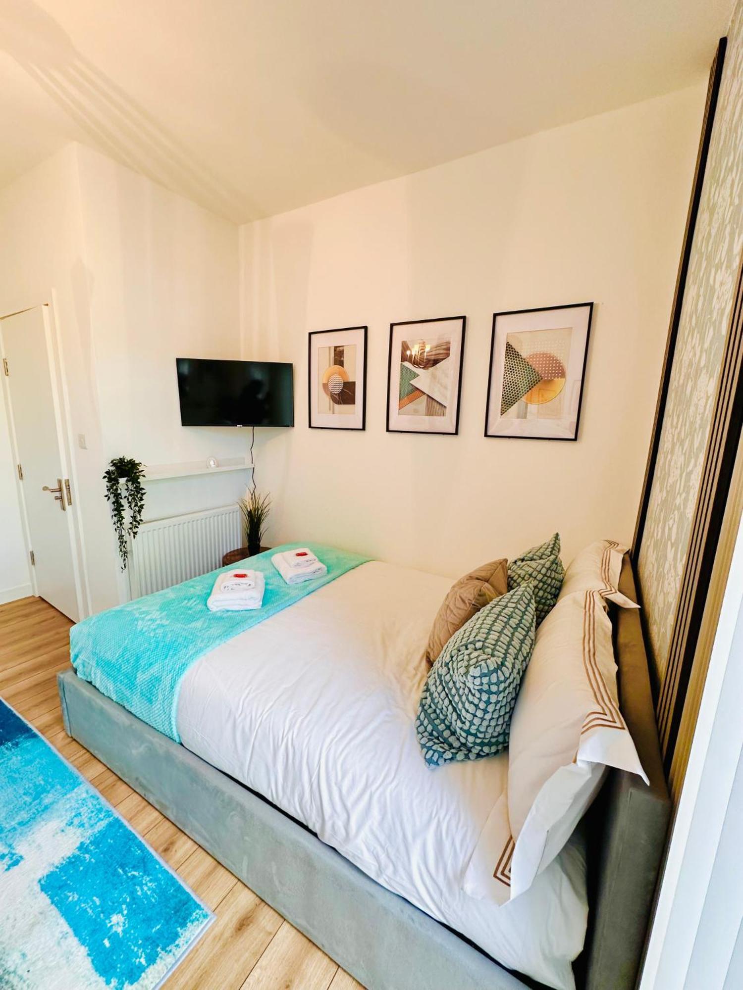 R2 - Elegant Private Room Opposite Queen Elizabeth Hospital - Harborne Birmingham Extérieur photo